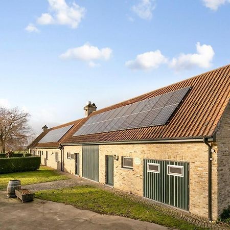 Villa 'T Korenhof - Landelijk Gelegen Villa Op 4 Km Van Het Strand Koksijde Esterno foto