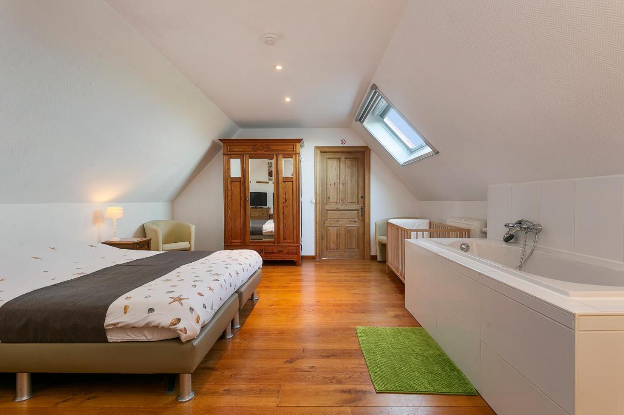 Villa 'T Korenhof - Landelijk Gelegen Villa Op 4 Km Van Het Strand Koksijde Esterno foto